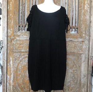 TORRID Black Short Sleeve DRESS Slimming PLUS 24